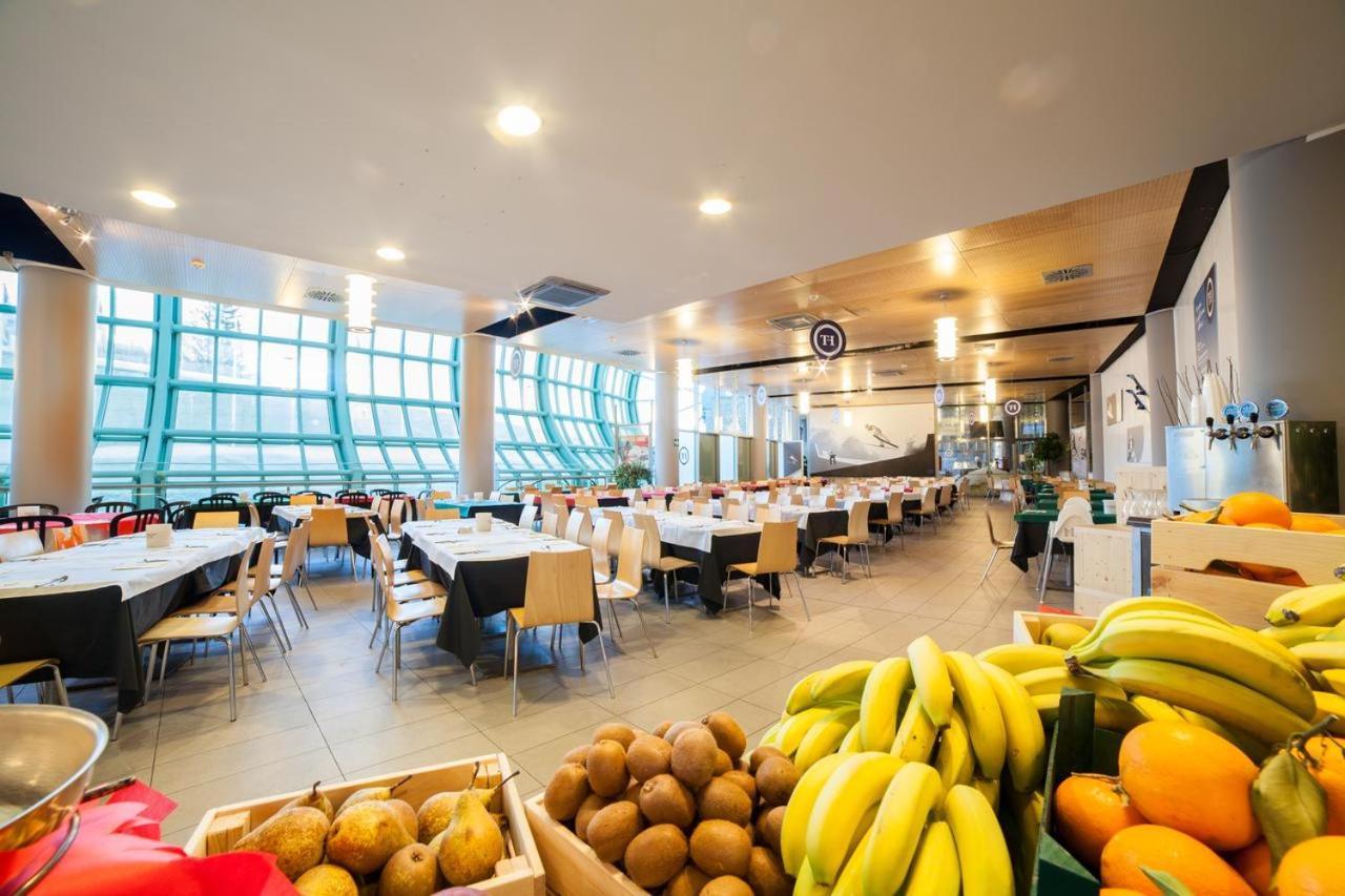 Teleo Vacanze - Villaggio Olimpico Di Sestrières Extérieur photo